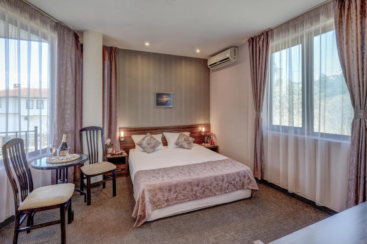 Ellinis Hotel فارنا المظهر الخارجي الصورة