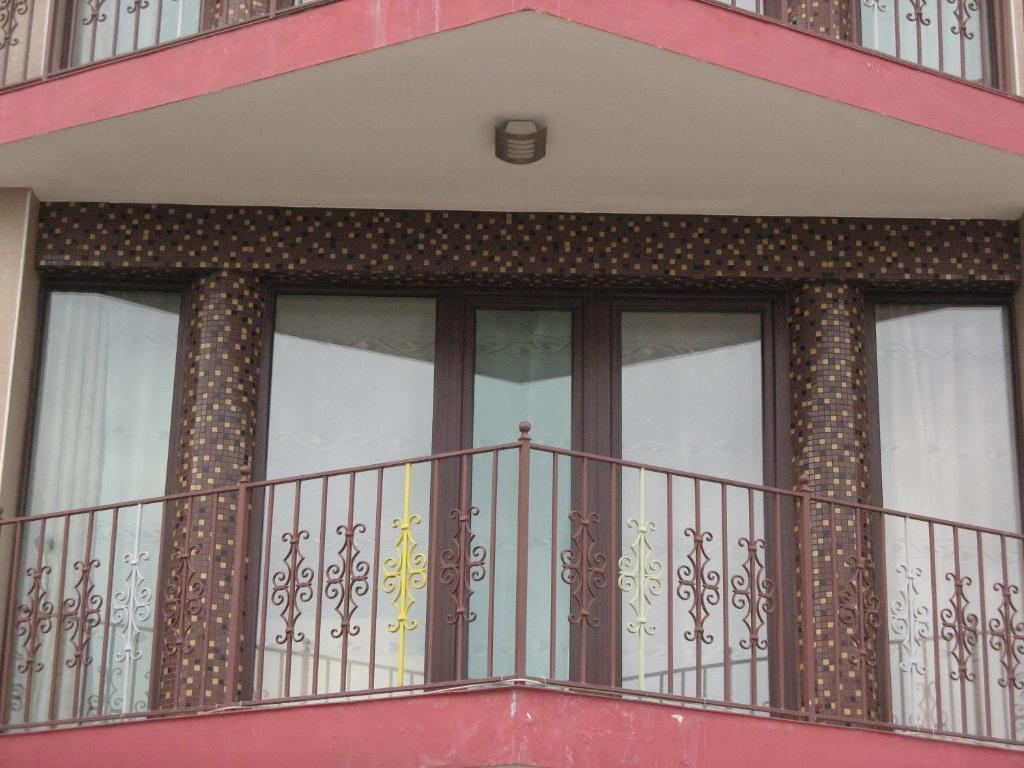 Ellinis Hotel فارنا المظهر الخارجي الصورة